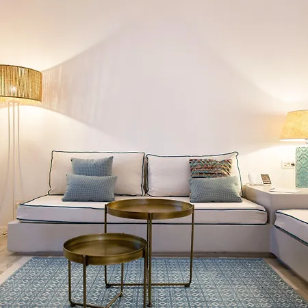 Apartahotel Osom 4*